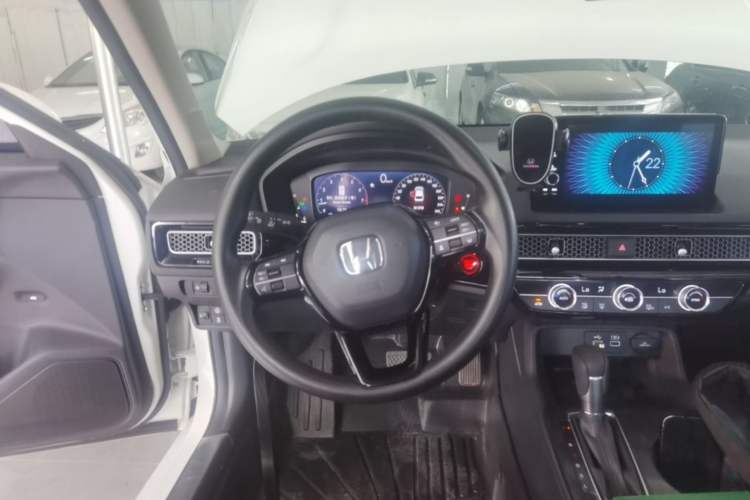 Used Honda Integra 2023 240TURBO CVT Tech Edition Steering Wheel