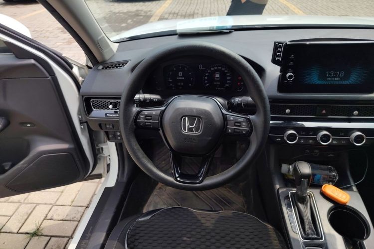 Used Honda Integra 2023 240TURBO CVT Tech Edition Steering Wheel
