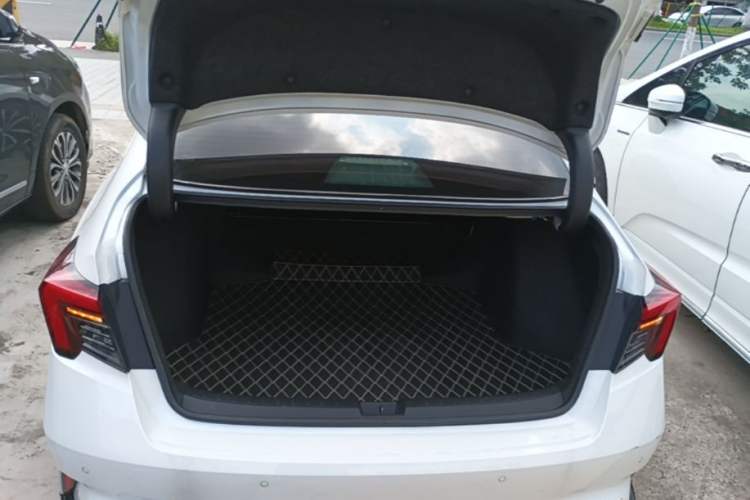 Used Honda Integra 2023 240TURBO CVT Phantom Night · Tech Edition Trunk
