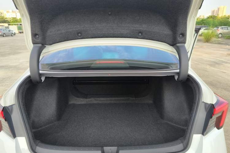 Used Honda Integra 2023 240TURBO CVT Tech Edition Trunk