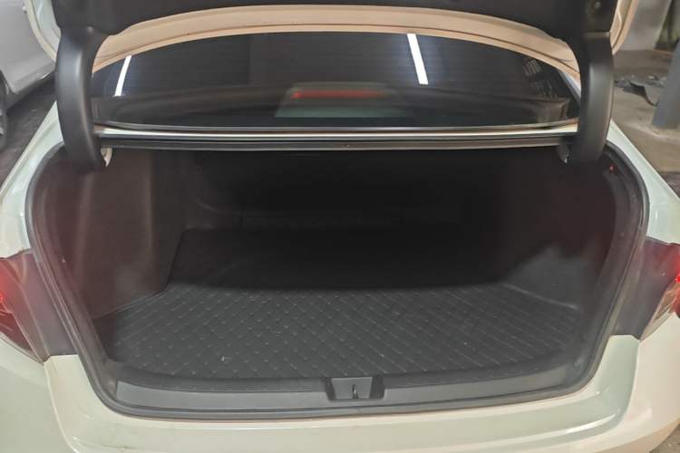 Used Honda Integra 2023 240TURBO CVT Leading Edition Trunk