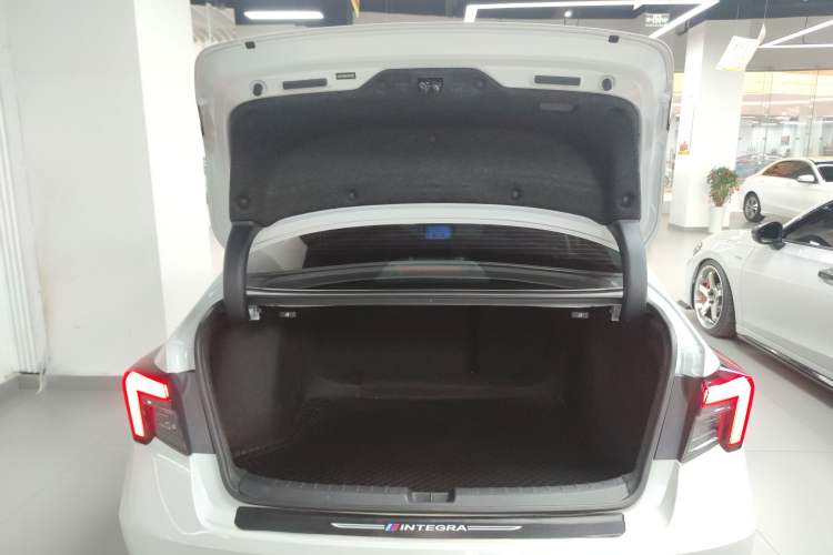 Used Honda Integra 2023 240TURBO CVT Smart Enjoyment Version Trunk
