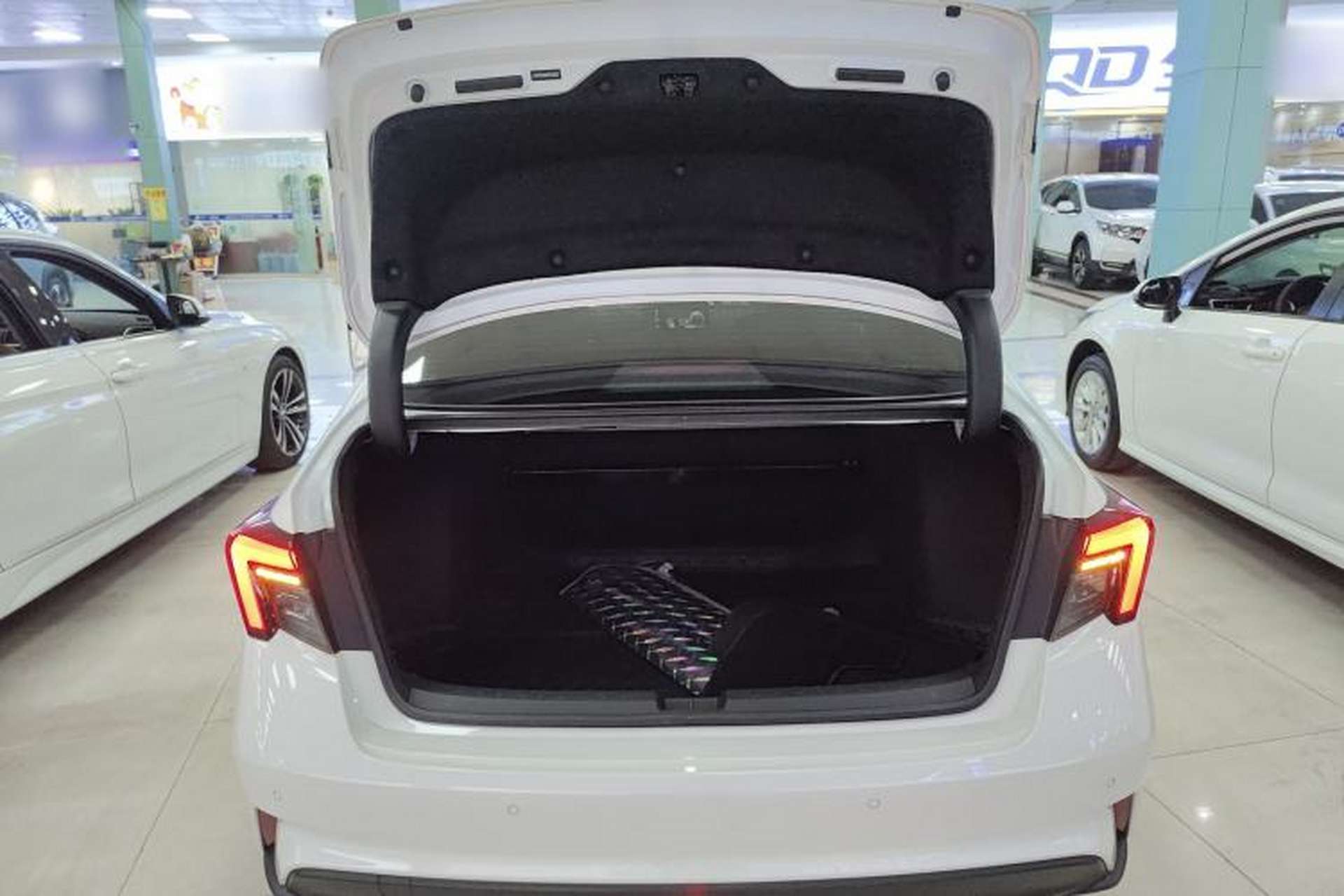 Used Honda Integra 2023 240TURBO CVT Leading Edition Trunk