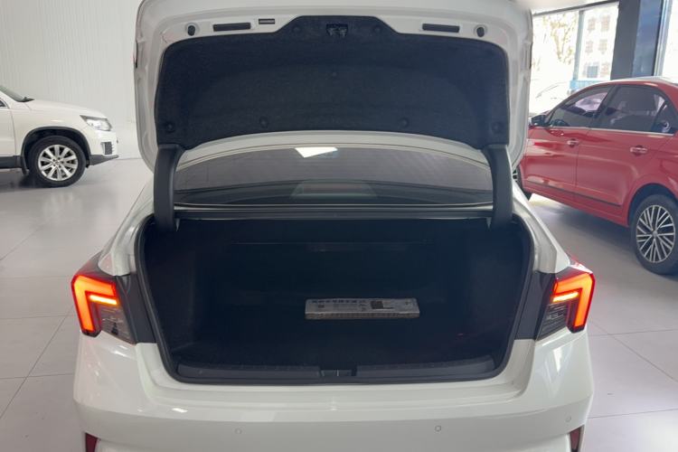 Used Honda Integra 2023 240TURBO CVT Tech Edition Trunk