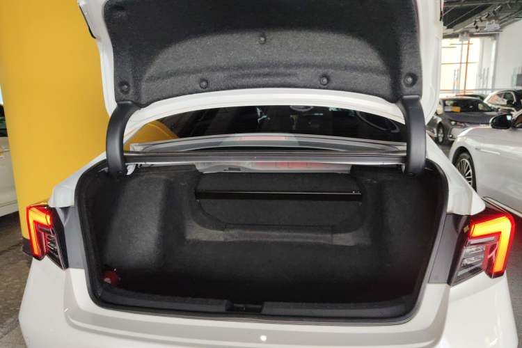 Used Honda Integra 2023 240TURBO CVT Tech Edition Trunk