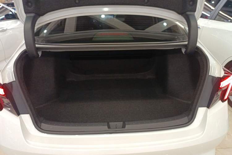 Used Honda Integra 2023 2.0L eHEV Tech Edition Trunk