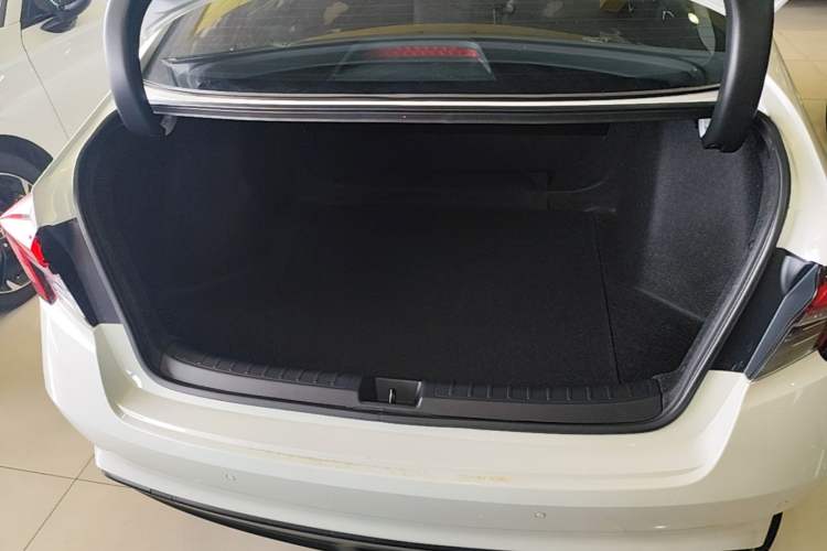 Used Honda Integra 2023 240TURBO CVT Leading Edition Trunk