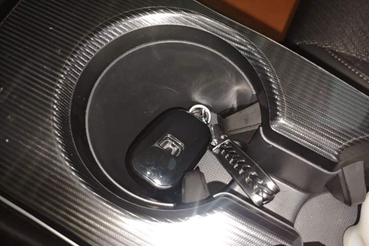 Used Honda Integra 2023 240TURBO CVT Phantom Night · Tech Edition Vehicle Key