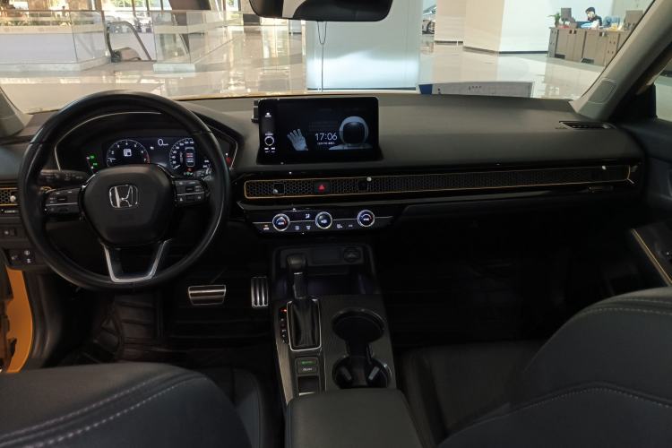 Used Honda Integra 2023 HATCHBACK 240TURBO CVT Phantom Night Luxury Edition Center Console