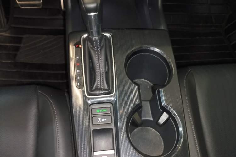 Used Honda Integra 2023 HATCHBACK 240TURBO CVT Phantom Night Luxury Edition Gear Lever