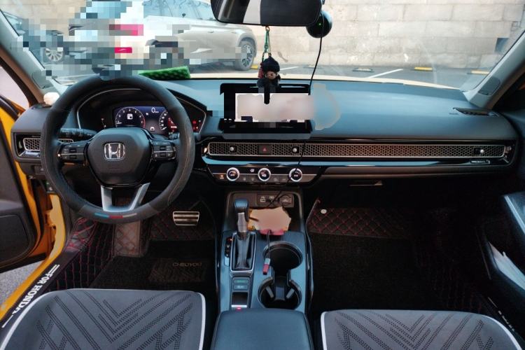 Used Honda Integra 2023 HATCHBACK 240TURBO CVT Phantom Night Deluxe Edition Interior 2