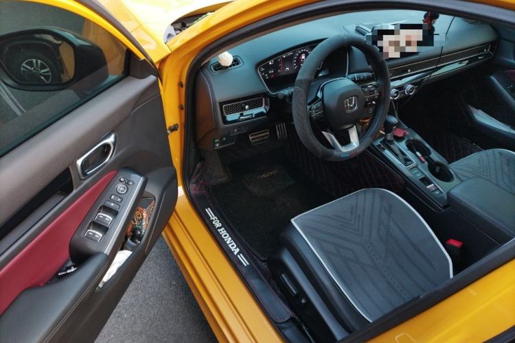 Used Honda Integra 2023 HATCHBACK 240TURBO CVT Phantom Night Deluxe Edition Interior 3