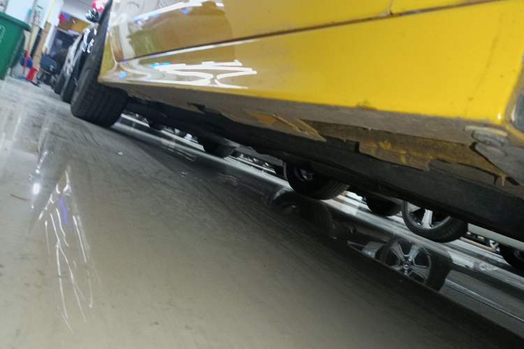 Used Honda Integra 2023 HATCHBACK 240TURBO CVT Phantom Night Deluxe Edition Right Side Sill