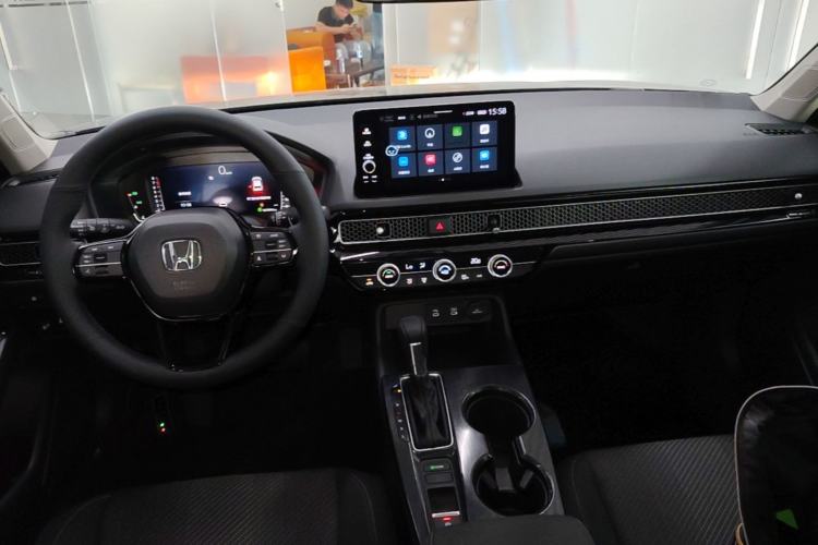 Used Honda Integra 2025 240TURBO CVT Tech Edition Center Console