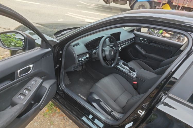 Used Honda Integra 2025 240TURBO CVT Tech Edition Driver Seat