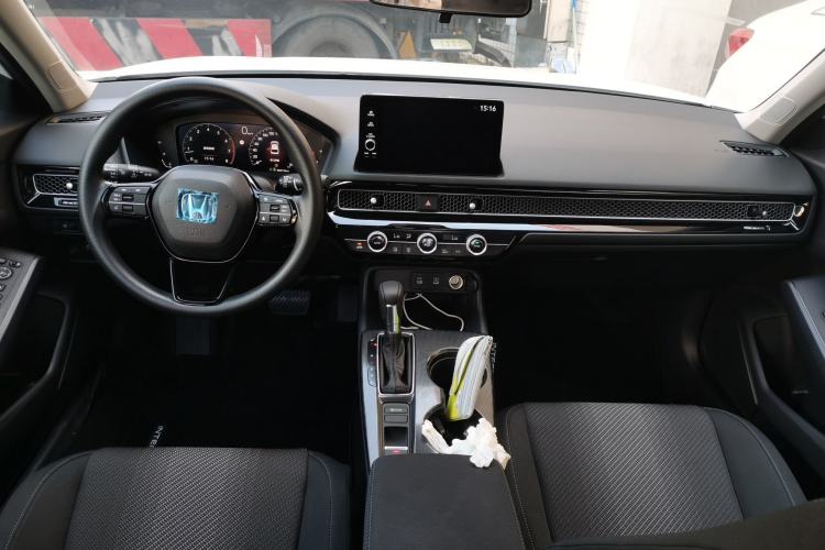 Used Honda Integra 2025 240TURBO CVT Tech Edition Center Console