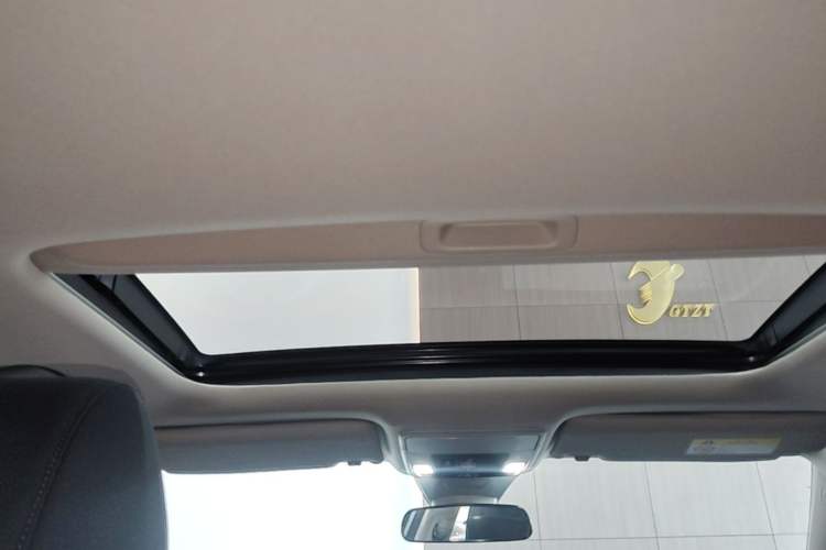 Used Honda Integra 2025 240TURBO CVT Tech Edition Headliner
