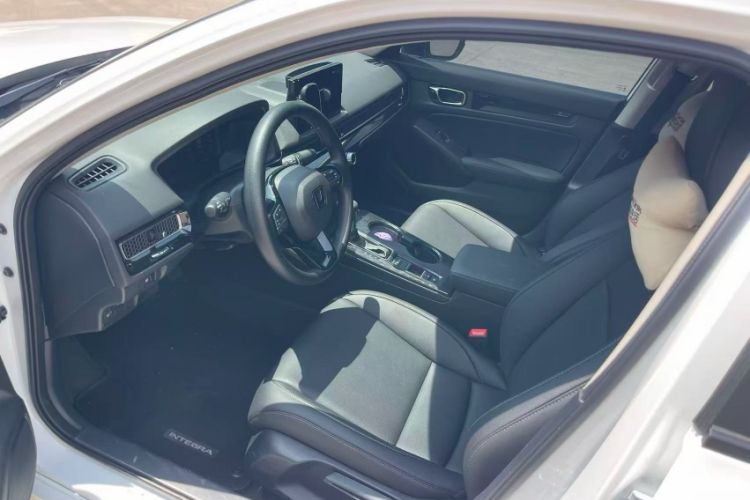 Used Honda Integra 2025 240TURBO CVT Tech Edition Interior 2