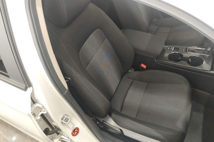 Used Honda Integra 2025 240TURBO CVT Tech Edition Right Front Seat
