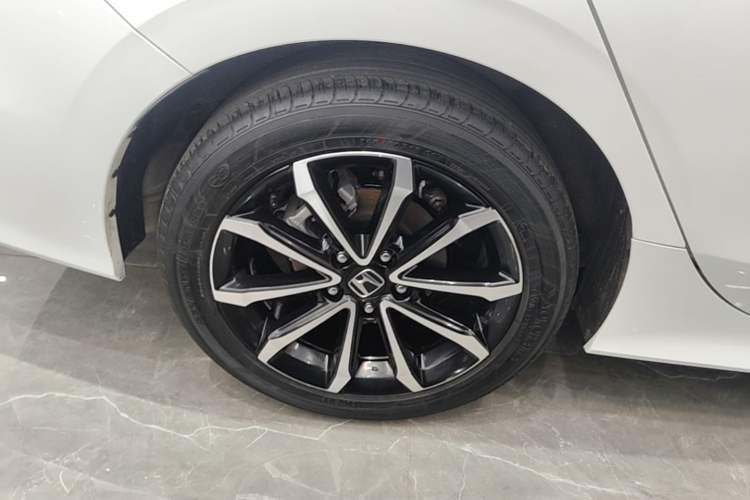 Used Honda Integra 2025 240TURBO CVT Tech Edition Right Rear Wheel Hub