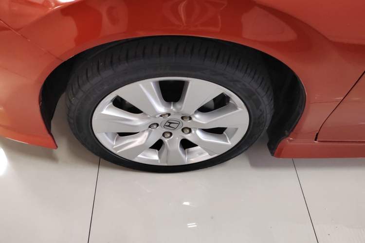 Used Honda Jade 2014 1.8L Automatic Comfort Elite Version 5 Seats Exterior 1