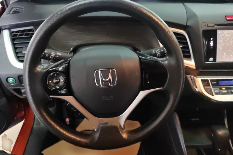 Used Honda Jade 2014 1.8L Automatic Comfort Elite Version 5 Seats Steering Wheel