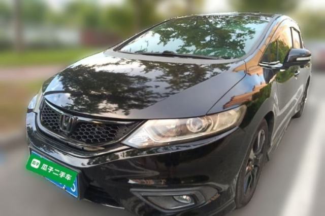 Used Honda Jade 2013 1.8L automatic Comfort version 5 seats