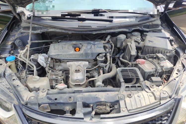 Used Honda Jade 2013 1.8L CVT Luxury Edition 6 seats Engine Bay
