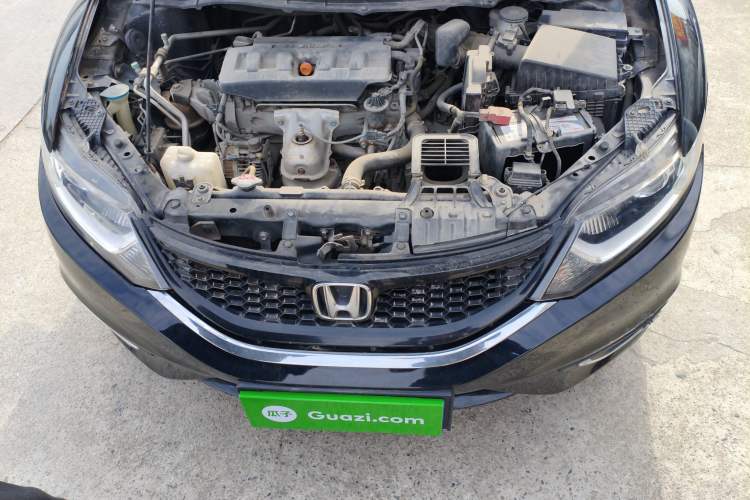 Used Honda Jade 2013 1.8L automatic Comfort version 5 seats Engine Bay