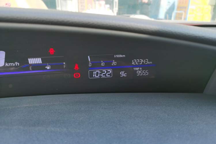 Used Honda Jade 2013 1.8L automatic Comfort version 6 seats Instrument Cluster