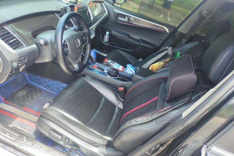 Used Honda Jade 2013 1.8L CVT Luxury Edition 6 seats Left Front Seat