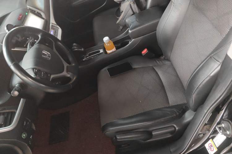 Used Honda Jade 2013 1.8L automatic Comfort version 5 seats Left Front Seat