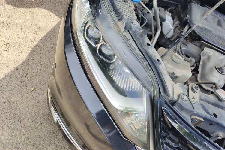 Used Honda Jade 2013 1.8L CVT Luxury Edition 6 seats Right Front Headlight