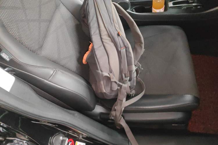 Used Honda Jade 2013 1.8L automatic Comfort version 5 seats Right Front Seat
