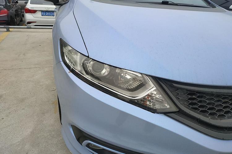 Used Honda Jade 2013 1.8L automatic Comfort version 5 seats Right Front Headlight