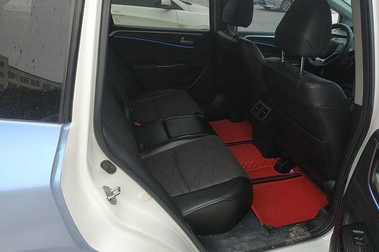Used Honda Jade 2013 1.8L automatic Comfort version 5 seats Right Rear Seat