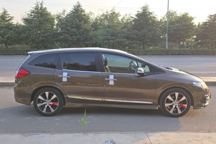 Used Honda Jade 2013 1.8L CVT Luxury Edition 5 seats Exterior 3