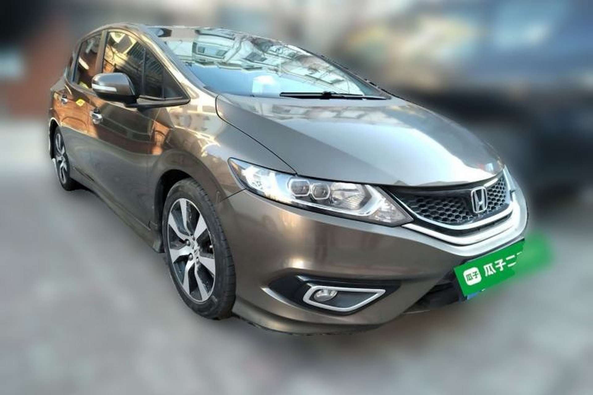 Used Honda Jade 2013 1.8L CVT Luxury Edition 5 seats Front Right 45 Deg