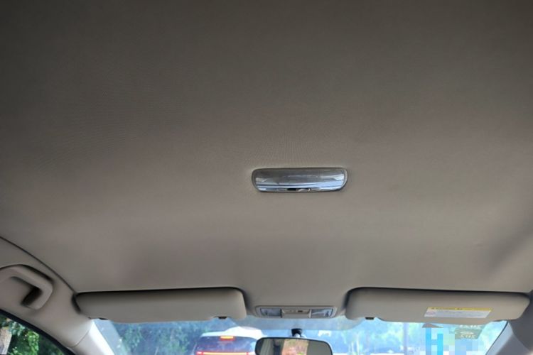 Used Honda Jade 2013 1.8L automatic Comfort version 5 seats Headliner