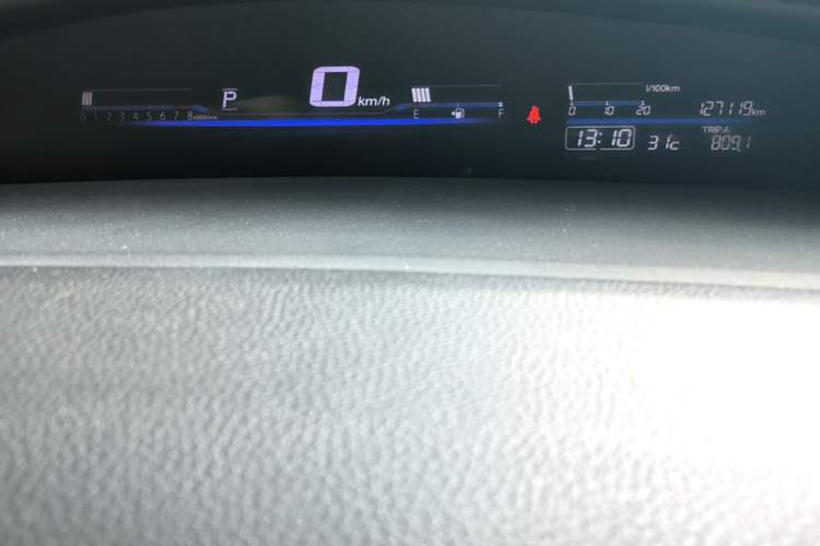 Used Honda Jade 2013 1.8L automatic Comfort version 5 seats Instrument Cluster