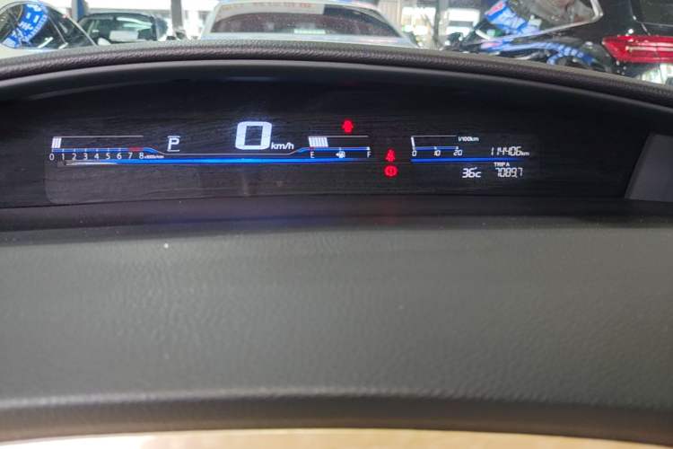 Used Honda Jade 2013 1.8L automatic Comfort version 5 seats Instrument Cluster