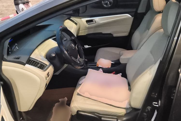 Used Honda Jade 2013 1.8L automatic Comfort version 5 seats Left Front Seat