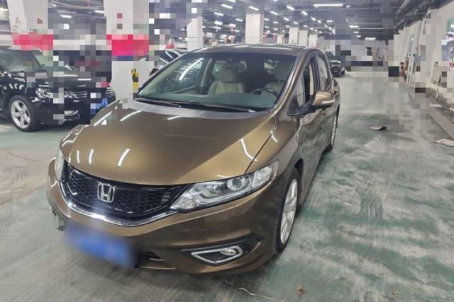 Used Honda Jade 2013 1.8L automatic Comfort version 5 seats