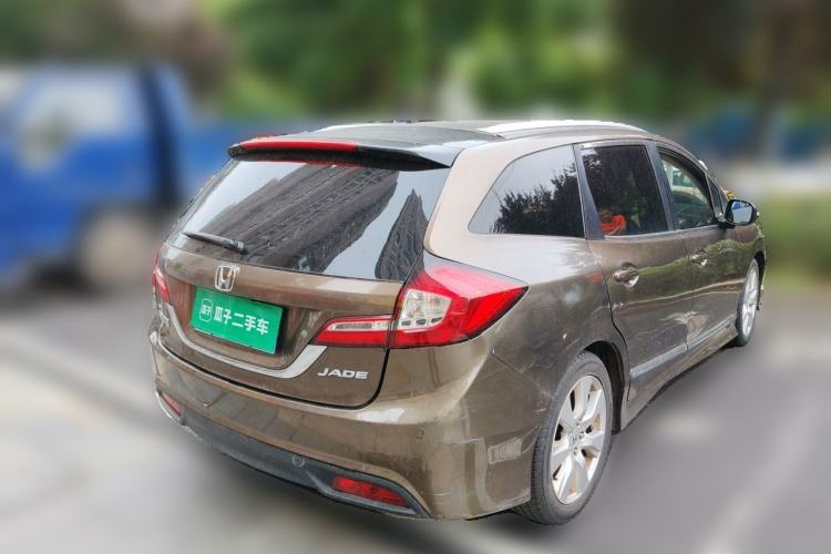Used Honda Jade 2013 1.8L automatic Comfort version 5 seats Rear Right 45 Deg