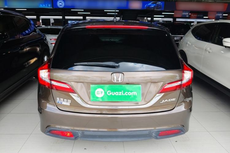 Used Honda Jade 2013 1.8L automatic Comfort version 5 seats Rear