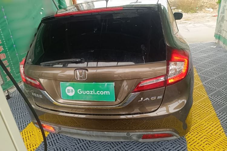 Used Honda Jade 2013 1.8L automatic Comfort version 5 seats Rear