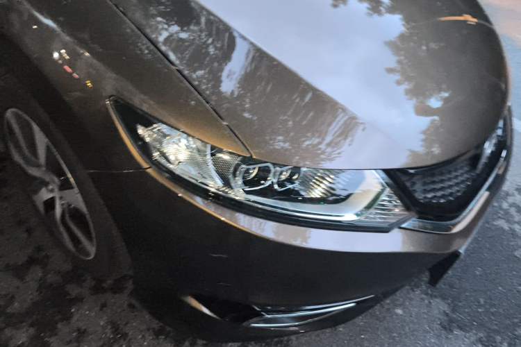 Used Honda Jade 2013 1.8L CVT Luxury Edition 5 seats Right Front Headlight
