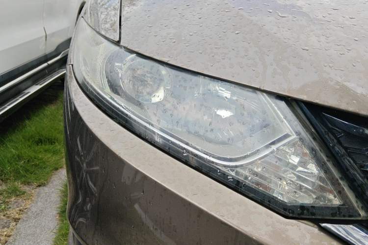 Used Honda Jade 2013 1.8L automatic Comfort version 5 seats Right Front Headlight