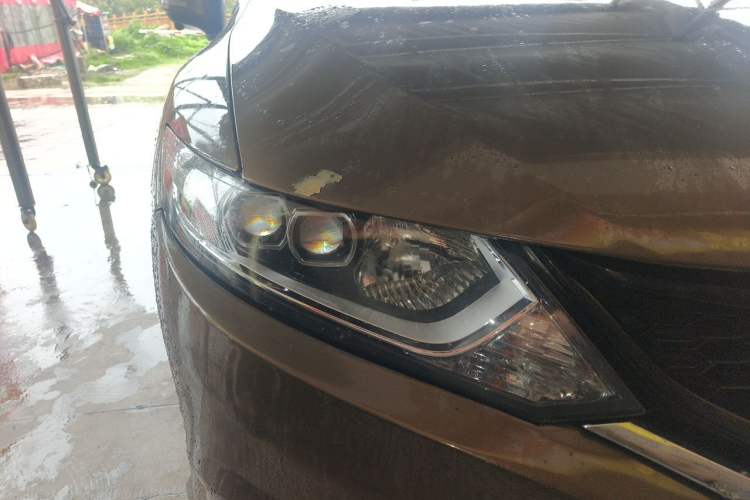 Used Honda Jade 2013 1.8L CVT Luxury Edition 5 seats Right Front Headlight