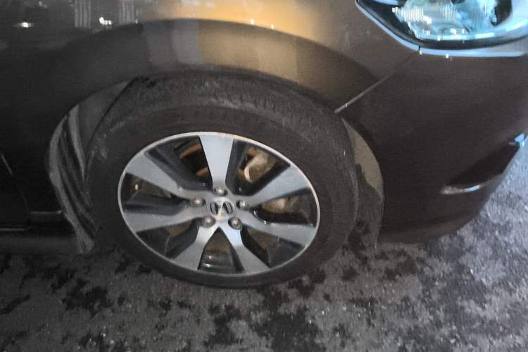 Used Honda Jade 2013 1.8L CVT Luxury Edition 5 seats Right Front Wheel Hub